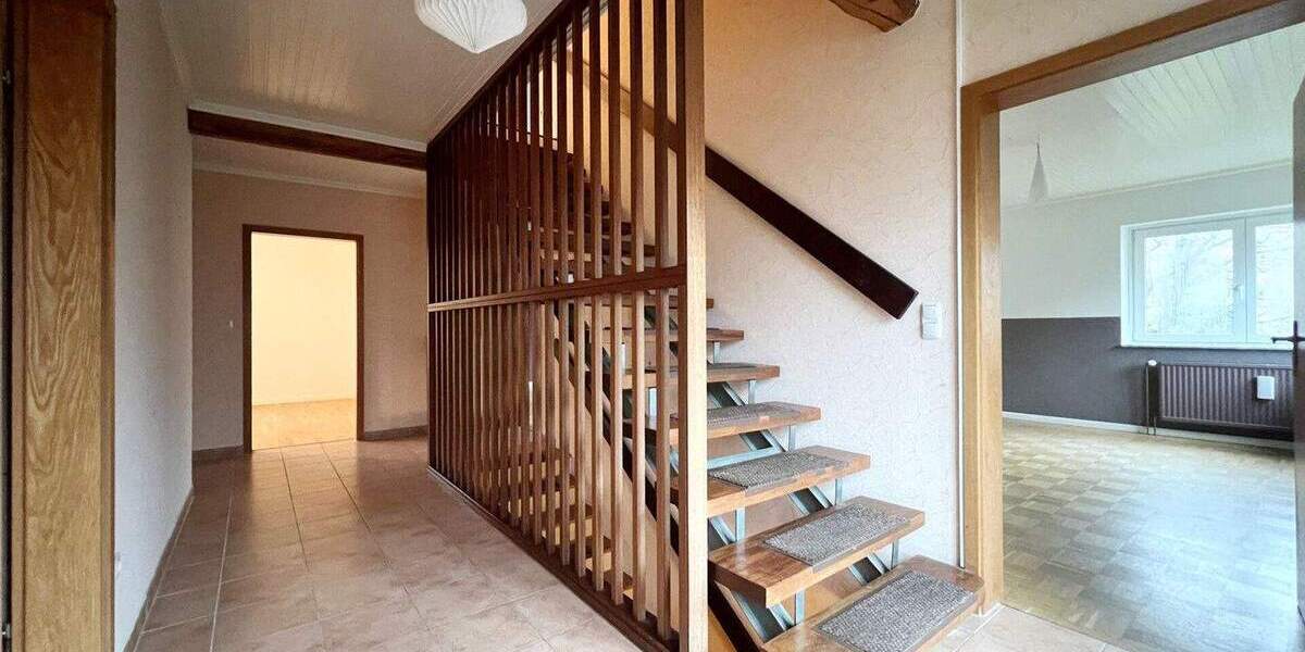 Einfamilienhaus Hoisdorf - 5 Zimmer, 100 m&sup2;, 450.000&euro; | Angebot:25779881