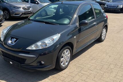 Peugeot 206 123.000 km 799 &euro; Hamburg 21107