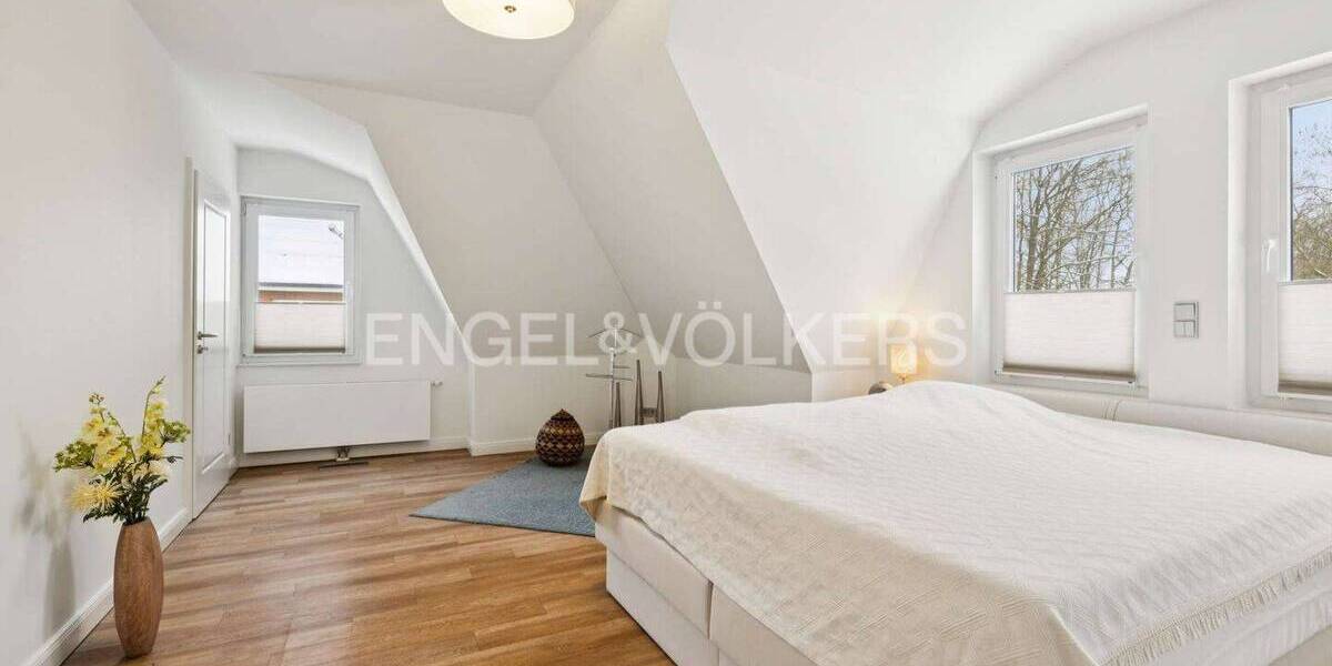 Einfamilienhaus Ahrensburg - 6 Zimmer, 200 m&sup2;, 1.149.000&euro; | Angebot:25930059