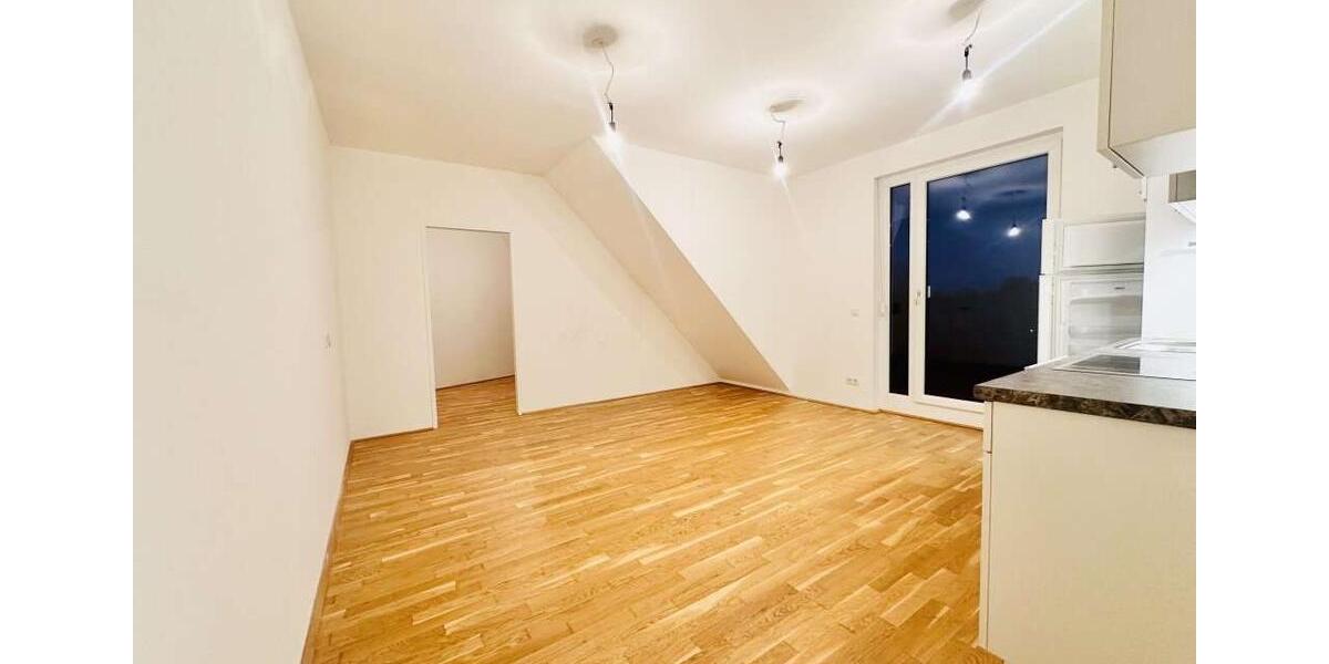 Dachgeschoßwohnung Hamburg Winterhude - 2 Zimmer, 55 m&sup2;, 980&euro; | Angebot:25930897