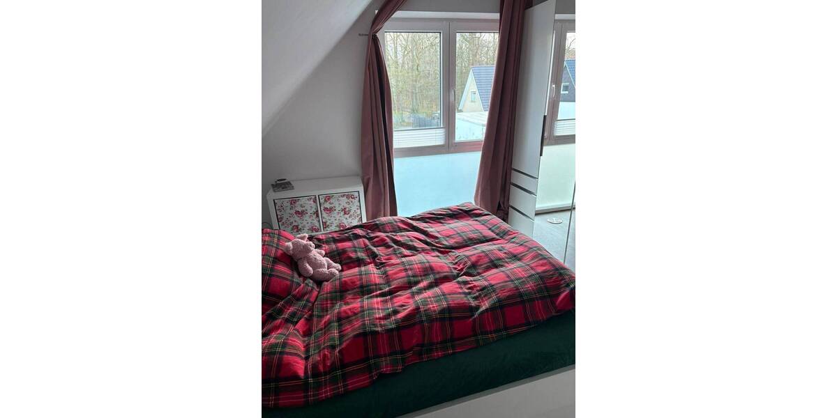 Doppelhaushälfte Pinneberg - 4 Zimmer, 118 m&sup2;, 1.790&euro; | Angebot:25969103