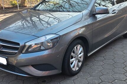 Mercedes-Benz A 180 149.500 km 8.200 &euro; Hamburg 21147