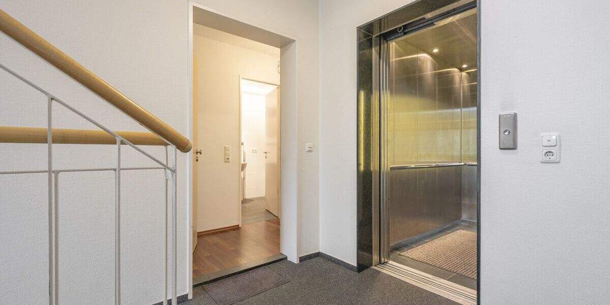 Etagenwohnung Hamburg Uhlenhorst - 2 Zimmer, 78 m&sup2;, 615.000&euro; | Angebot:25662604