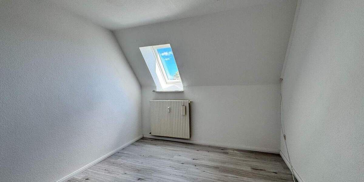 Mehrfamilienhaus, Wohnhaus Kaltenkirchen - 9 Zimmer, 285 m&sup2;, 770.000&euro; | Angebot:25729679