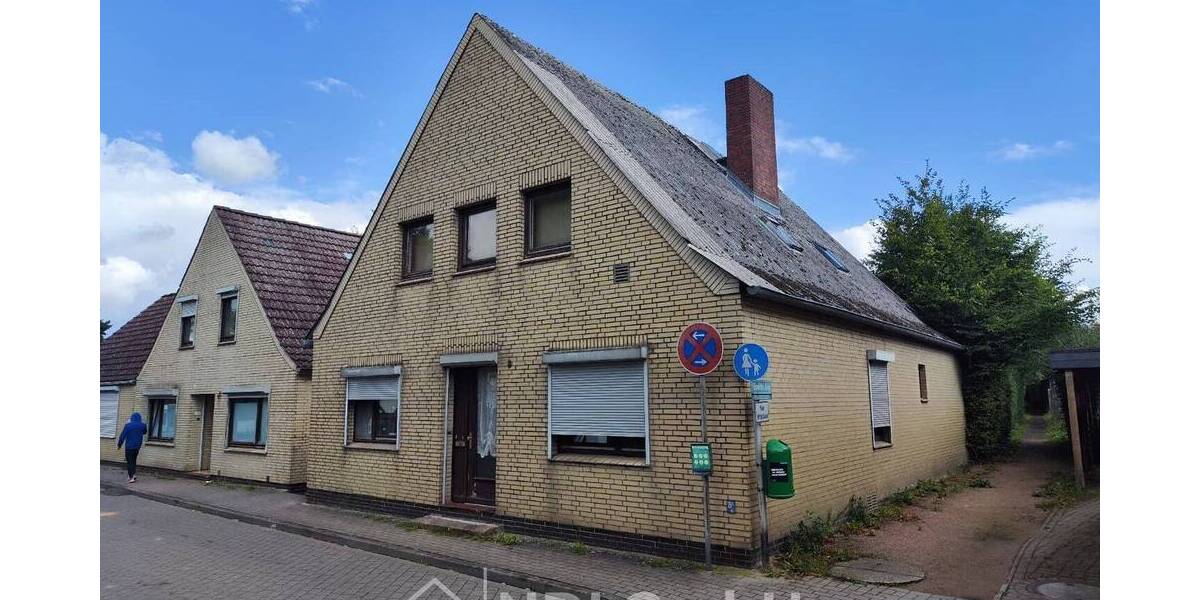 Mehrfamilienhaus, Wohnhaus Uetersen - 4 Zimmer, 135 m&sup2;, 215.000&euro; | Angebot:25679987