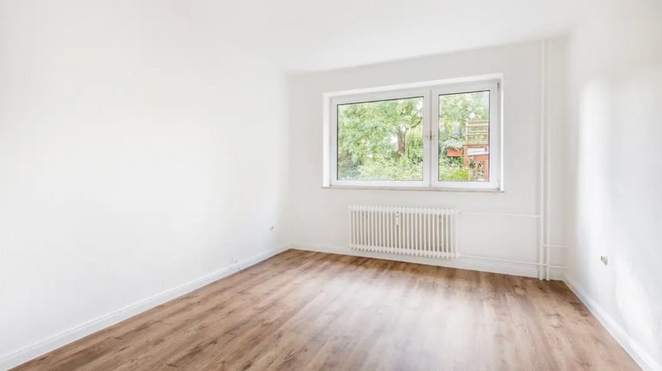 Erdgeschoßwohnung Hamburg Eidelstedt - 2.5 Zimmer, 60 m&sup2;, 1.100&euro; | Angebot:25299783
