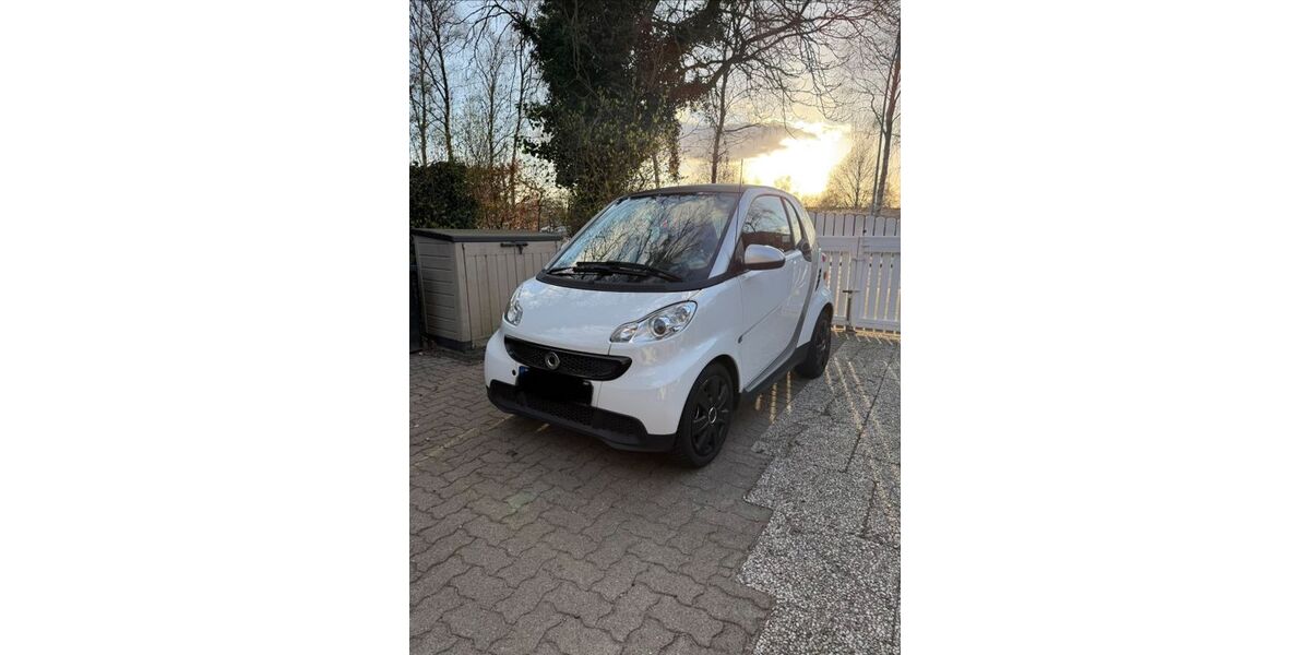 Smart ForTwo 122.515 km 4.700 &euro; Hamburg 22417