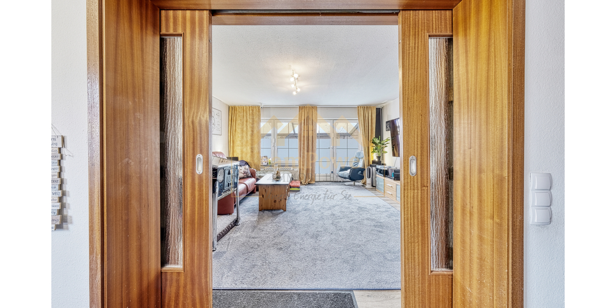 Ruhig gelegen, liebevoll modernisiert und bestens angebunden! - Reihenendhaus Uetersen | Angebot:25919185