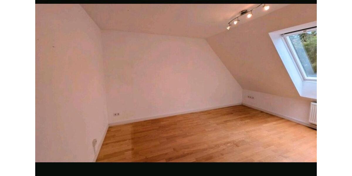 Dachgeschoßwohnung Hamburg Barmbek-Nord - 1 Zimmer, 64 m&sup2;, 650&euro; | Angebot:25893157