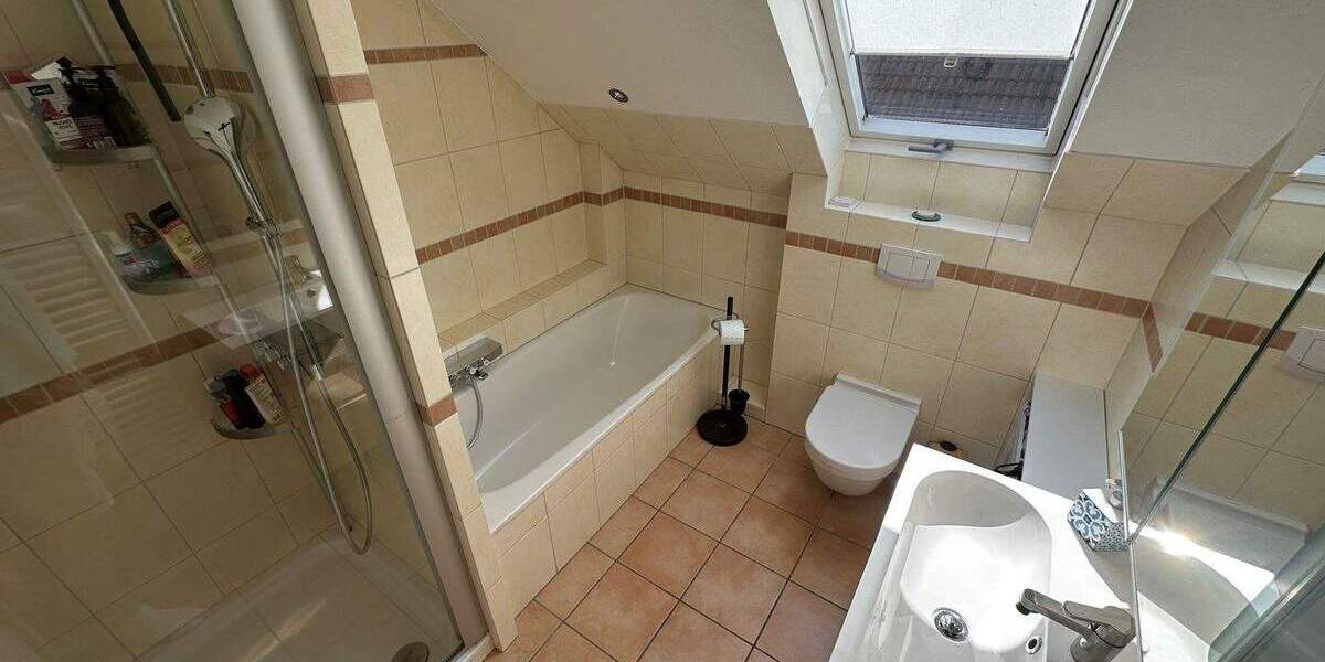 Doppelhaushälfte Uetersen - 5 Zimmer, 110 m&sup2;, 399.000&euro; | Angebot:25779294