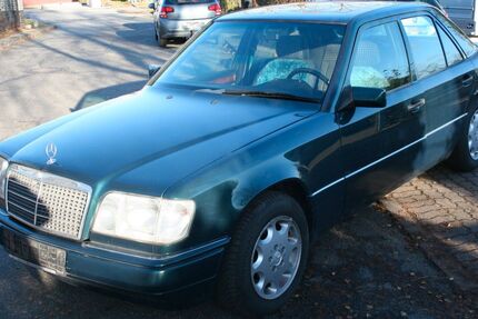 Mercedes-Benz E 200 278.000 km 6.499 &euro; Hamburg/Barsbüttel 22885