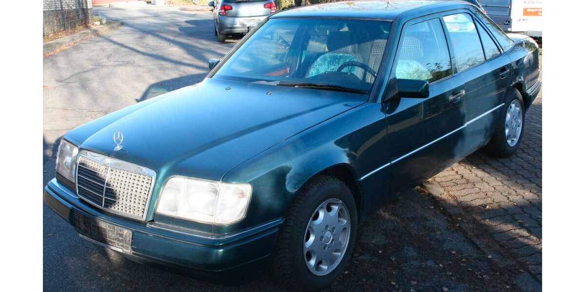 Mercedes-Benz E 200 278.000 km 6.499 &euro; Hamburg/Barsbüttel 22885