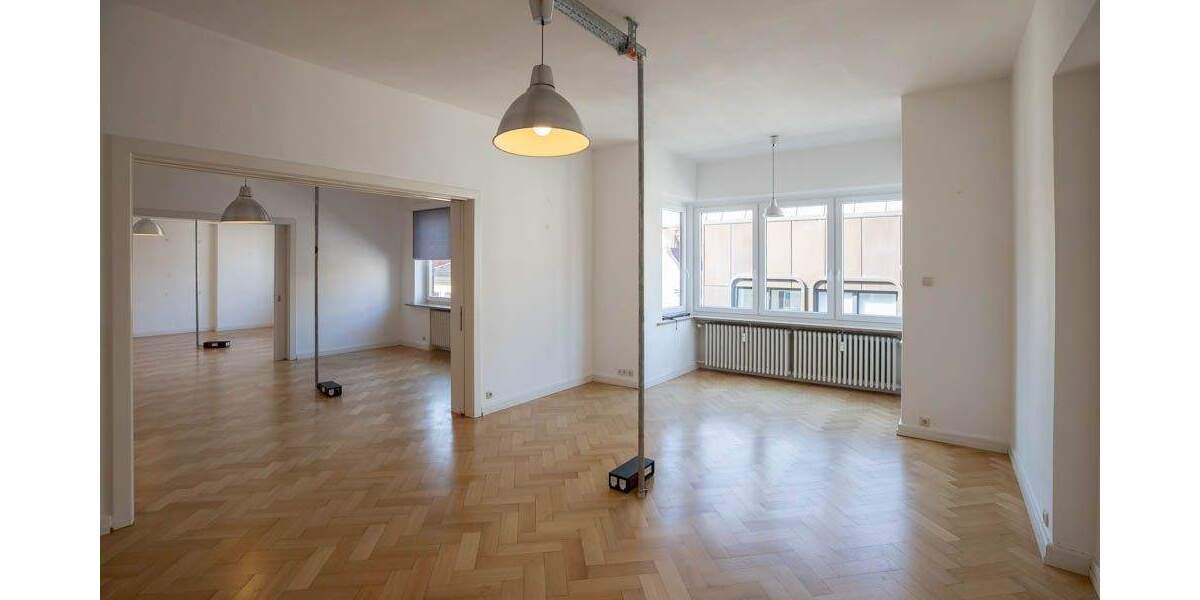 Gewerbeobjekt Elmshorn - 5 Zimmer, 237 m&sup2;, 2.370&euro; | Angebot:25668888