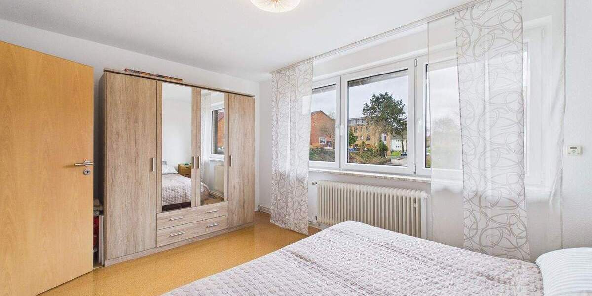 Reihenendhaus Bad Oldesloe - 4 Zimmer, 102 m&sup2;, 310.000&euro; | Angebot:25772780