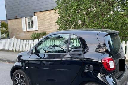 Smart ForTwo 87.000 km 14.500 &euro; Hamburg 20539