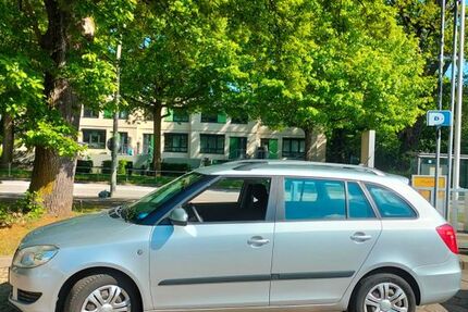 Skoda Fabia 301.000 km 2.200 &euro; Hamburg 21149