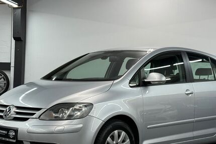 VW Golf 157.272 km 2.990 &euro; Bargteheide 22941