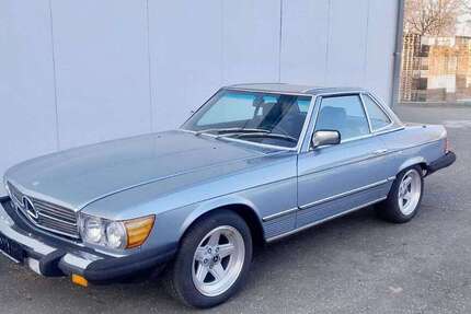 Mercedes-Benz 380 119.800 km 22.500 &euro; Hamburg 22419