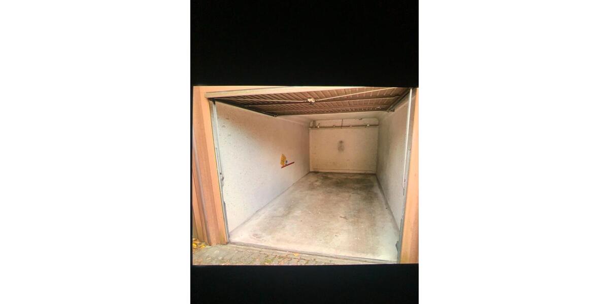 Garagen / Stellplätze Kaltenkirchen - 130&euro; | Angebot:17895711