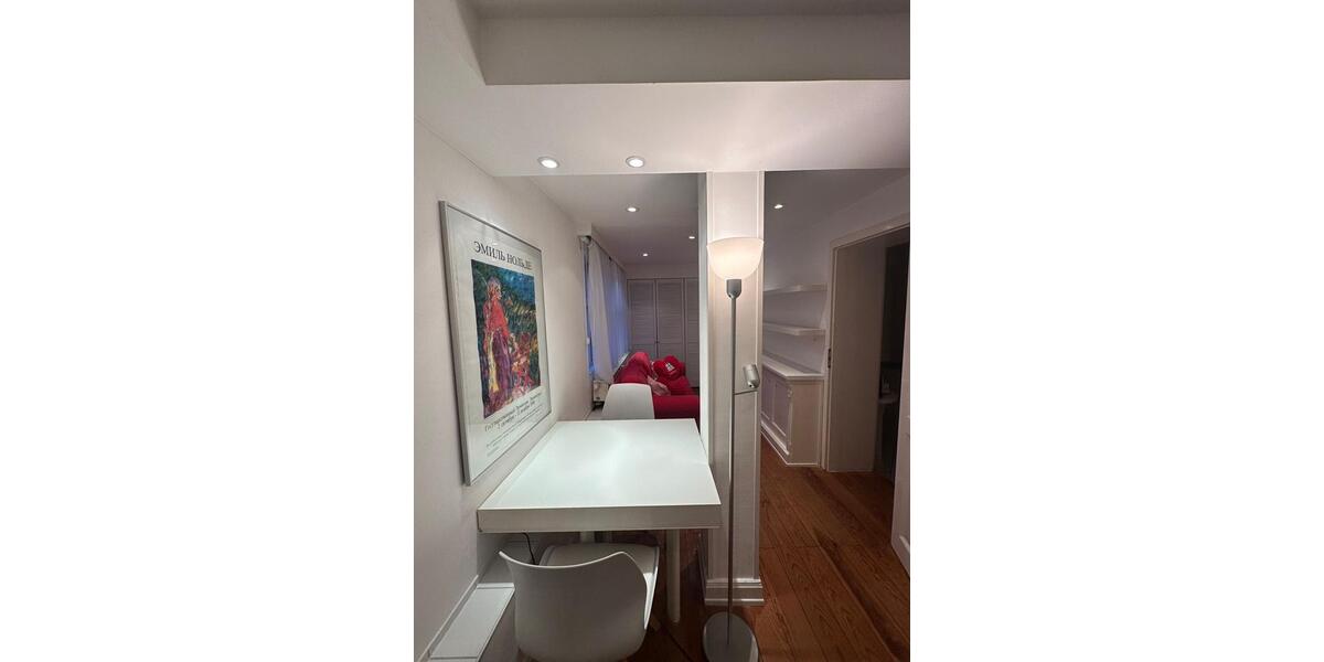 Etagenwohnung Hamburg Groß Borstel - 1 Zimmer, 31 m&sup2;, 712&euro; | Angebot:25125057