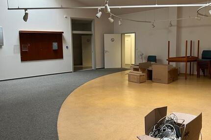 Gewerbeobjekt Hoisdorf - 8&euro; | Angebot:25286180