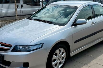 Honda Accord 129.000 km 7.450 &euro; Hamburg 20097