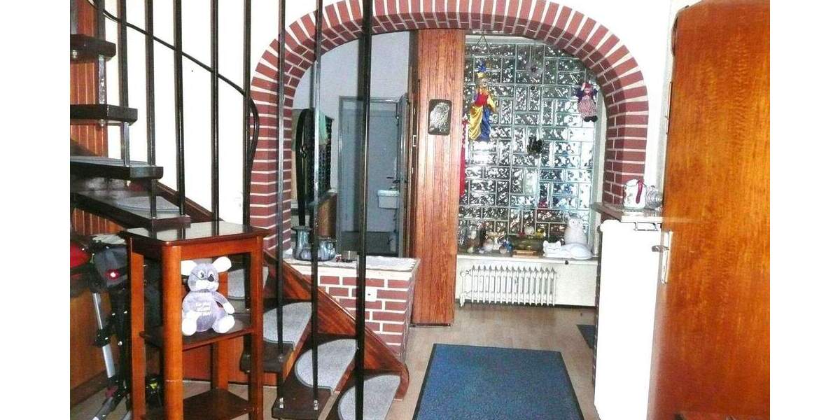 Mehrfamilienhaus, Wohnhaus Barmstedt - 5 Zimmer, 152 m&sup2;, 295.000&euro; | Angebot:25814978