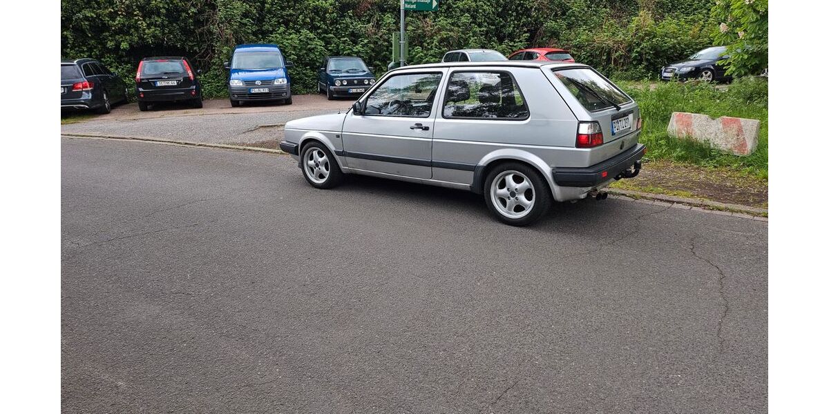 VW Golf 180.000 km 4.200 &euro; Wedel 22880