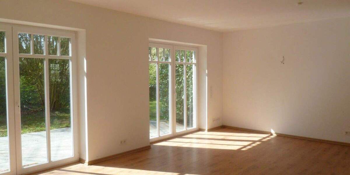 Doppelhaushälfte Hamburg Iserbrook - 5 Zimmer, 151 m&sup2;, 3.100&euro; | Angebot:25654299