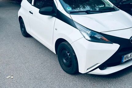Toyota Aygo (X) 111.055 km 4.500 &euro; Hamburg 21147