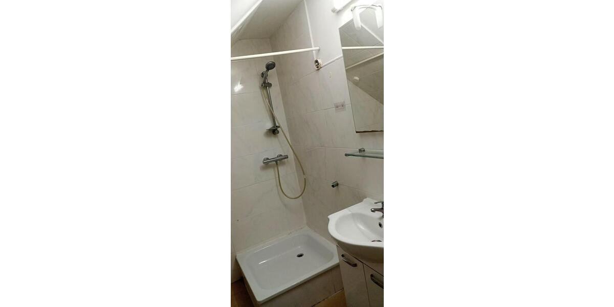 Etagenwohnung Hamburg Harburg - 4 Zimmer, 100 m&sup2;, 1.850&euro; | Angebot:25499964