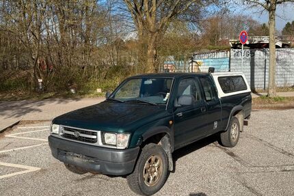 Toyota Hilux 247.827 km 7.500 &euro; HAMBURG 22113
