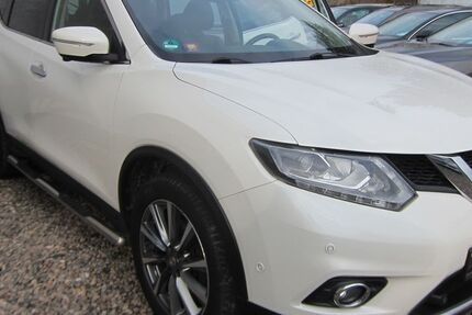 Nissan X-Trail 188.500 km 10.450 &euro; Hamburg 22147