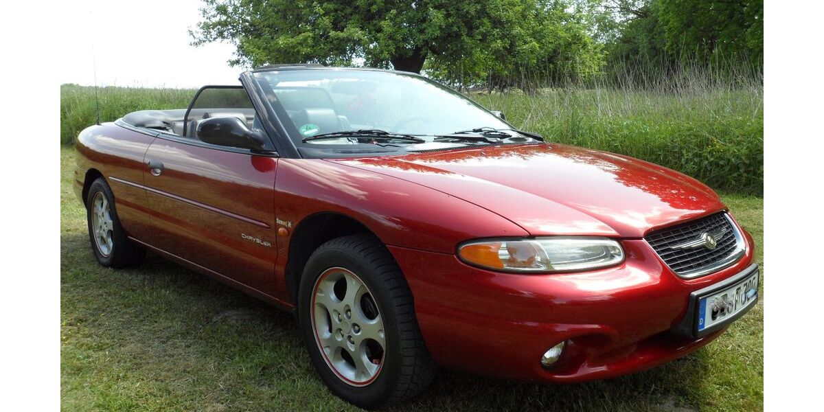 Chrysler Stratus 133.000 km 4.200 &euro; Travenbrück 23843