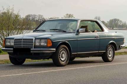 Mercedes-Benz 230 264.790 km 11.500 &euro; Hamburg 22765