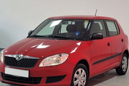 Skoda Fabia 85.900 km 5.499 &euro; Hamburg 22043