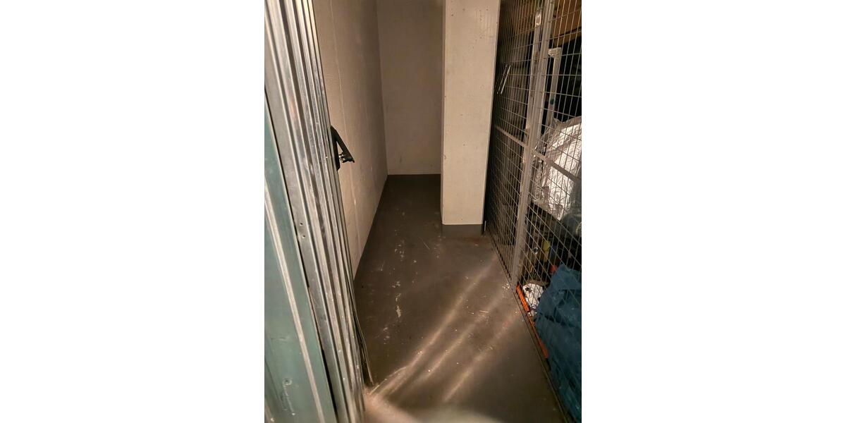 Etagenwohnung Hamburg Bahrenfeld - 1 Zimmer, 5 m&sup2;, 40&euro; | Angebot:25806655