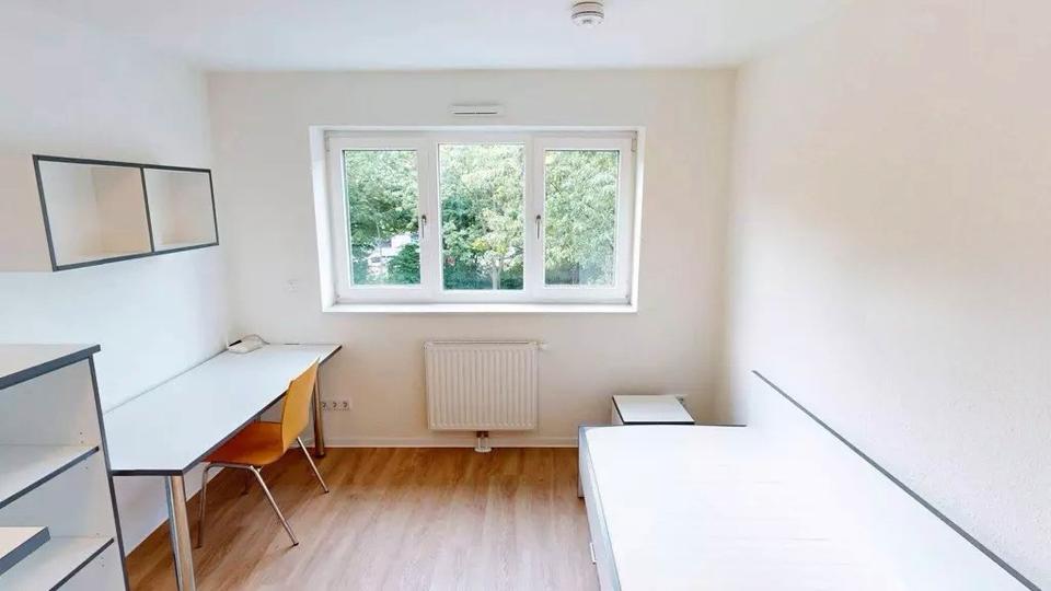 Erdgeschoßwohnung Hamburg Ottensen - 1 Zimmer, 22 m&sup2;, 700&euro; | Angebot:25856719