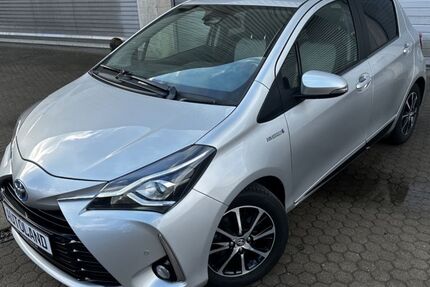 Toyota Yaris 97.000 km 12.995 &euro; Norderstedt bei Hamburg 22844