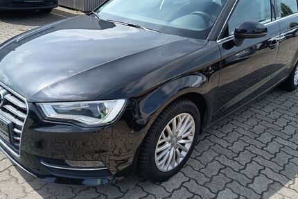 Audi A3 93.800 km 12.985 &euro; Pinneberg 25421