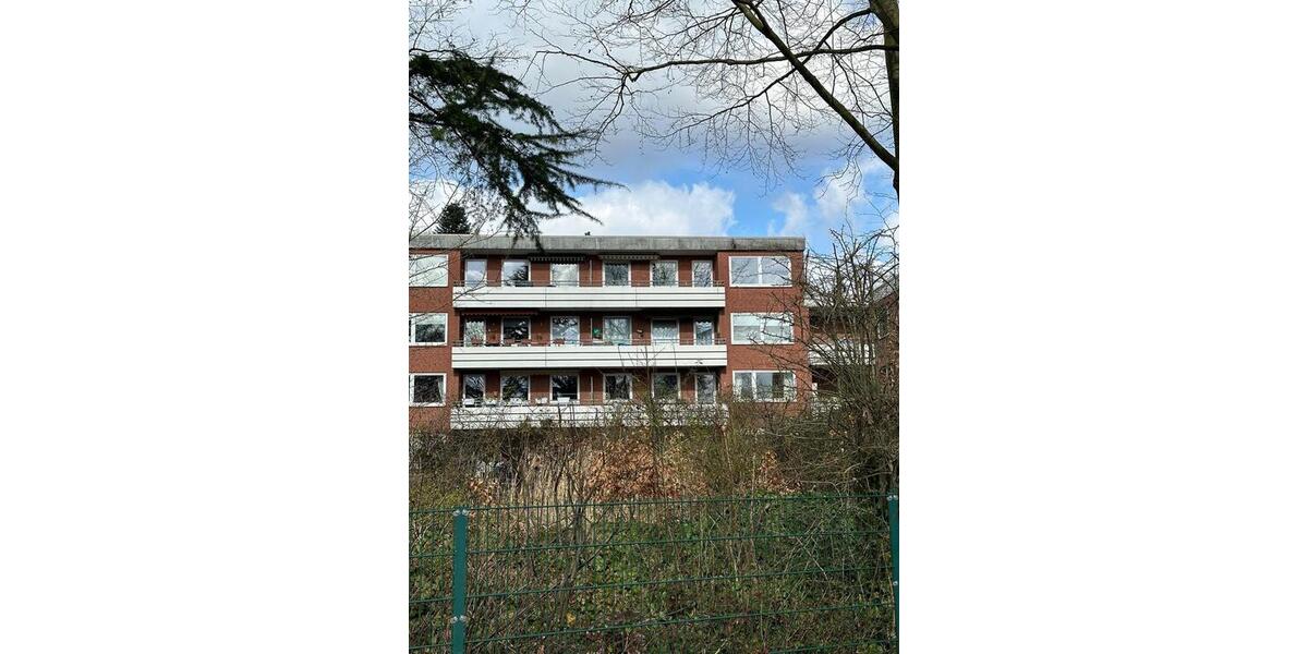 Etagenwohnung Stapelfeld - 4 Zimmer, 96 m&sup2;, 2.000&euro; | Angebot:25957212