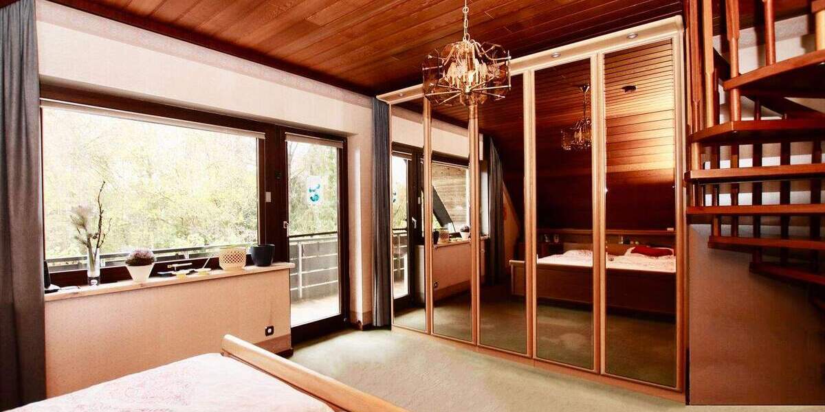 Mehrfamilienhaus, Wohnhaus Norderstedt Garstedt - 7 Zimmer, 210 m&sup2;, 820.000&euro; | Angebot:25673000