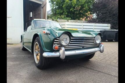 Triumph TR4 85.693 km 17.000 &euro; Bargteheide 22941