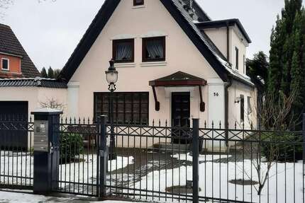 Haus Hamburg Wandsbek - 9 Zimmer, 256 m&sup2;, 1.560.000&euro; | Angebot:25880376