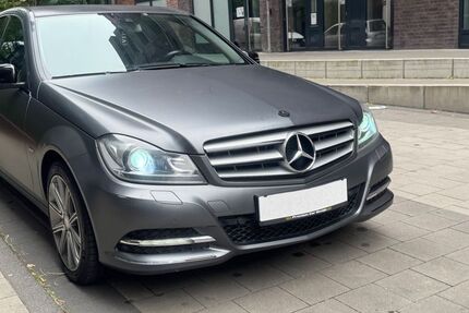 Mercedes-Benz C 250 143.000 km 10.700 &euro; Hamburg 20097