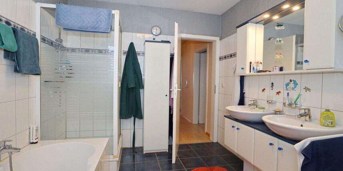 Doppelhaushälfte Bad Bramstedt - 4 Zimmer, 113 m&sup2;, 369.000&euro; | Angebot:25801706