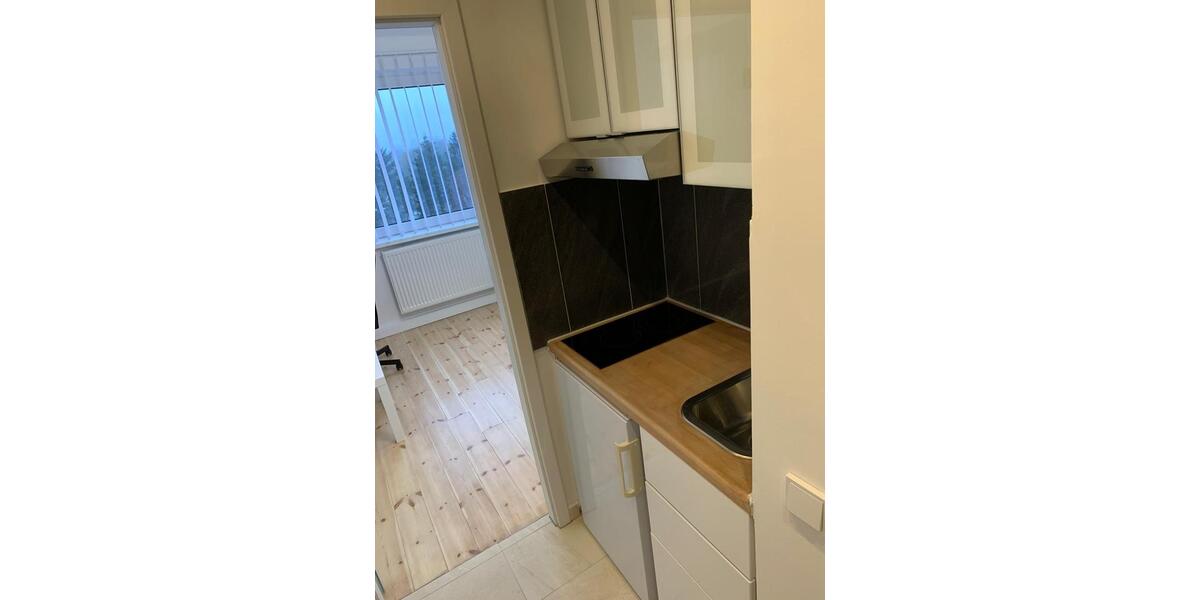 Etagenwohnung Wedel - 1 Zimmer, 16 m&sup2;, 400&euro; | Angebot:25312921