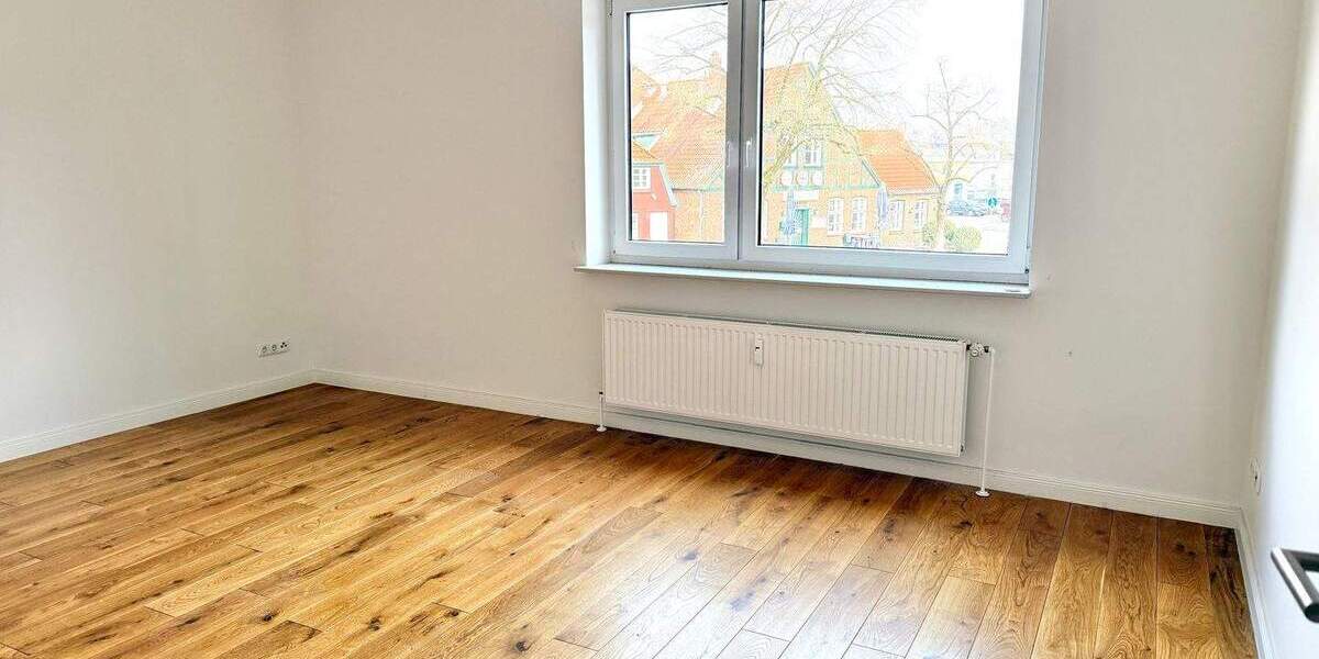 Etagenwohnung Bad Bramstedt - 3 Zimmer, 115 m&sup2;, 1.100&euro; | Angebot:25738797