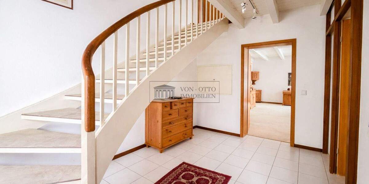 Mehrfamilienhaus, Wohnhaus Hamburg Wohldorf-Ohlstedt - 7 Zimmer, 220 m&sup2;, 999.999&euro; | Angebot:25692409