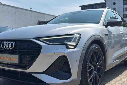 Audi e-tron 72.616 km 35.950 &euro; Hamburg 22047